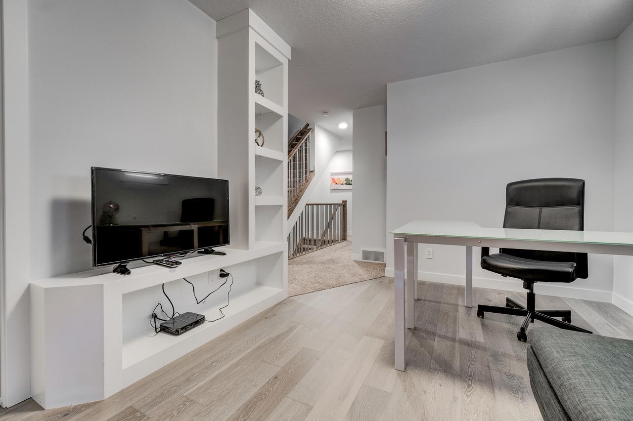 Three-Bedroom House With Walk-In Closet #29 Sunalta Downtown YYC Dış mekan fotoğraf