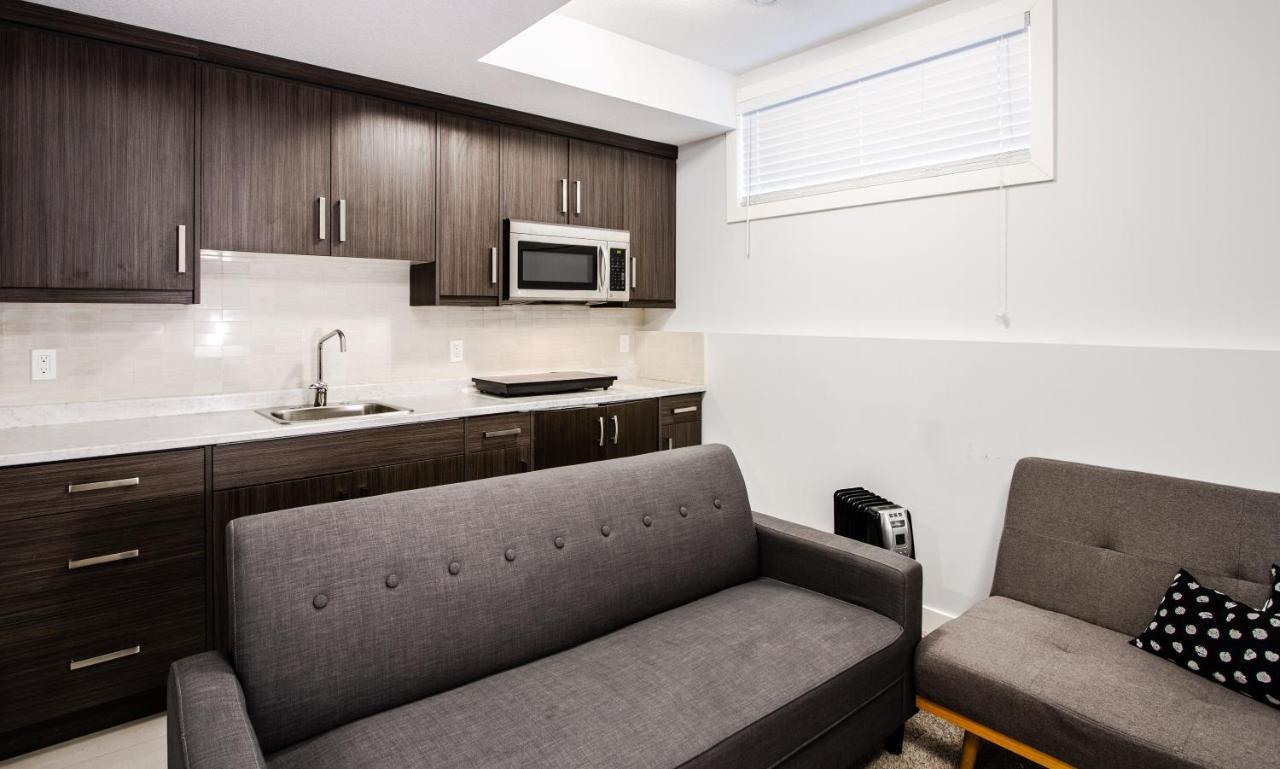 Three-Bedroom House With Walk-In Closet #29 Sunalta Downtown YYC Dış mekan fotoğraf